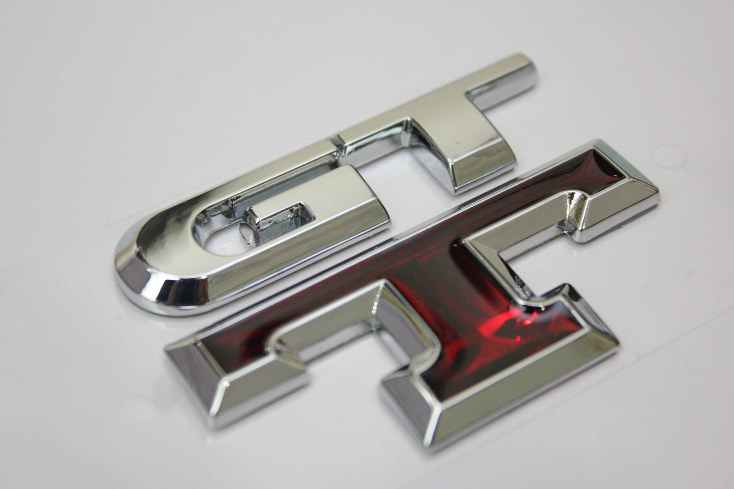 GTT Badge Emblem Silver & Red for Nissan Skyline R32 R33 R34 R35 GT