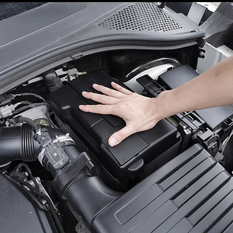 Engine Battery Terminal Cover Protection Cap for Volkswagen Tiguan 2 Passat B8