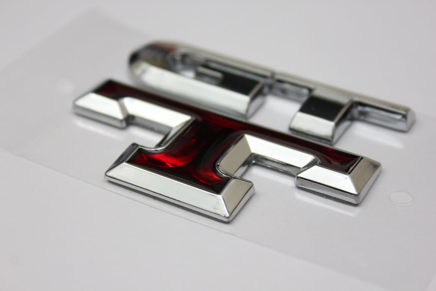 GTT Badge Emblem Silver & Red for Nissan Skyline R32 R33 R34 R35 GT