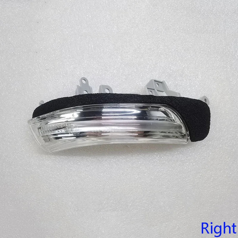Rearview Mirror Cover with Turn Signal for Toyota Prius Alpha ZVW41 2010–2016