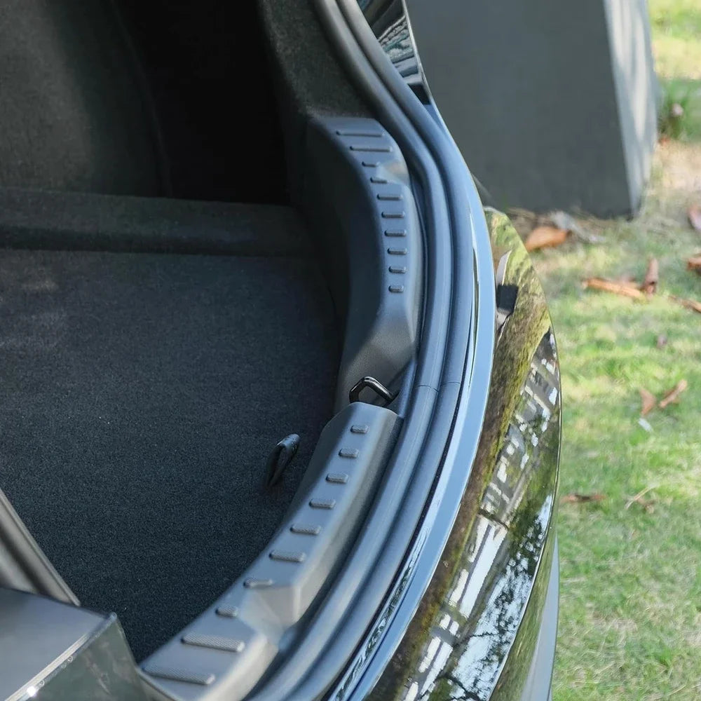 Rear Trunk Sill Protector Anti-Scratch Cargo Threshold for Tesla Model 3 2024–2026