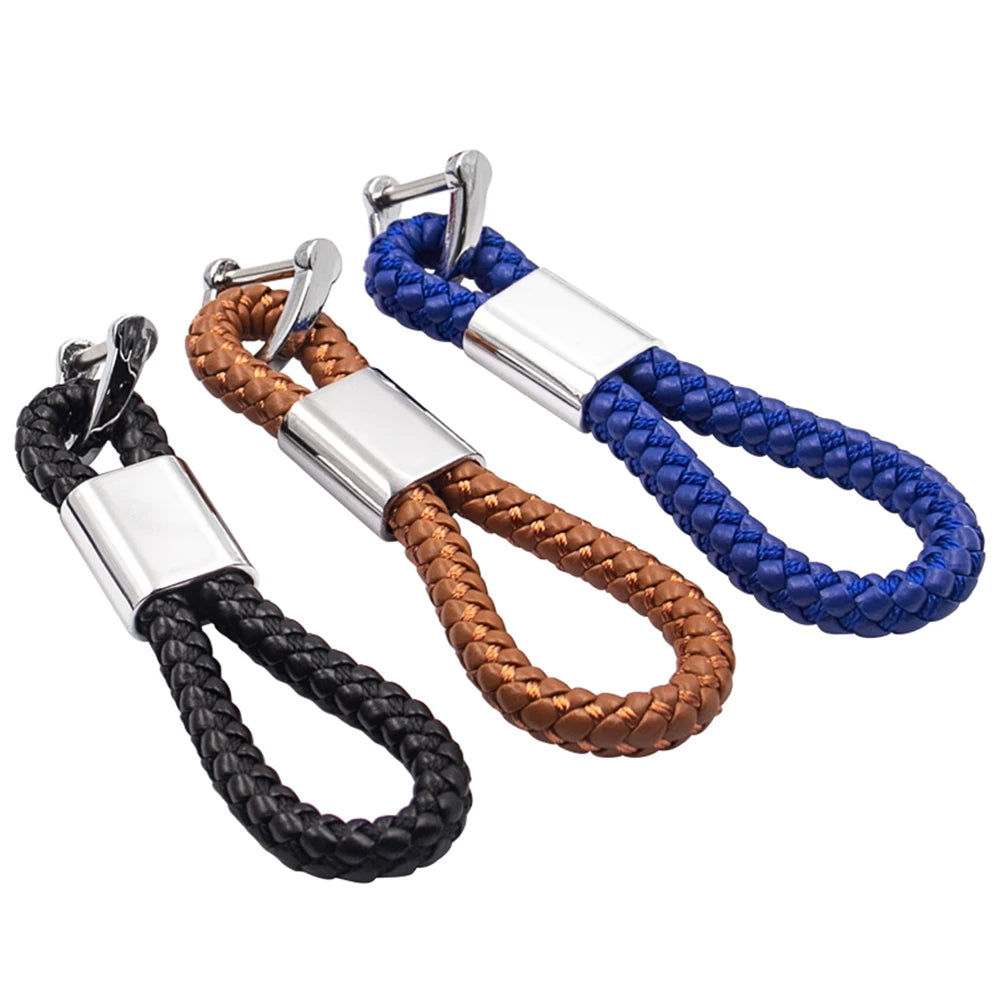 Hand-Woven Leather Car Keychain with Horseshoe Buckle