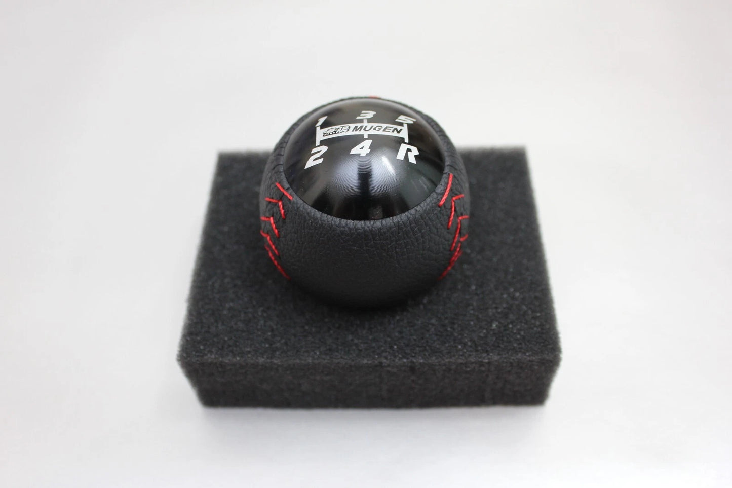 Mugen 5 Speed Gear Shift Knob 10x1.5 Black Leather Honda City Covic Integra Fit
