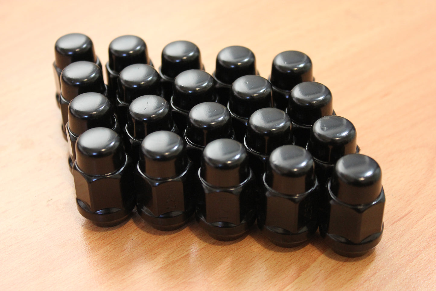 Light Weight Lug Nuts M12x1.25 (Black)