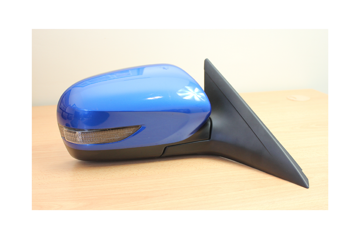 Subaru OEM Driver Side Mirror with Indicator (WRX/STI 08-13)